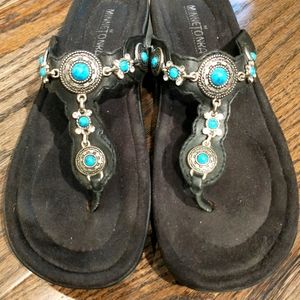 Minnetonka Sandals Leather & Faux Turquoise Size 8